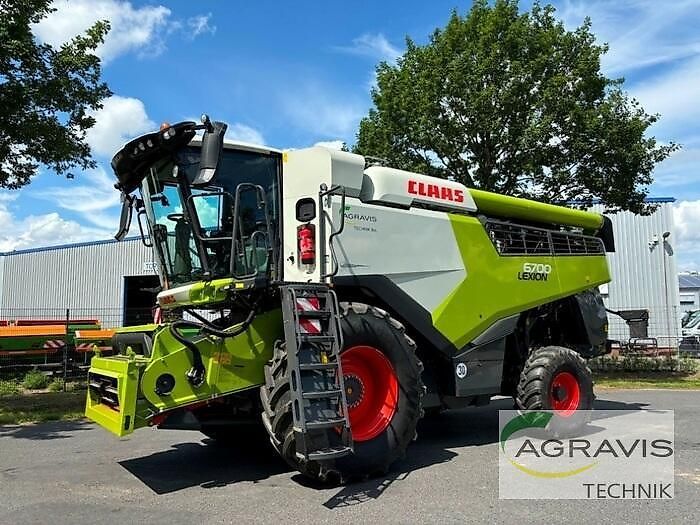 E-FARM: Claas Lexion 6700 - Kombajn zbożowy - id D9BW48B - 269 900 € - Rok produkcji: 2023 - Motogodziny: 408,Moc silnika: 408,Niemcy