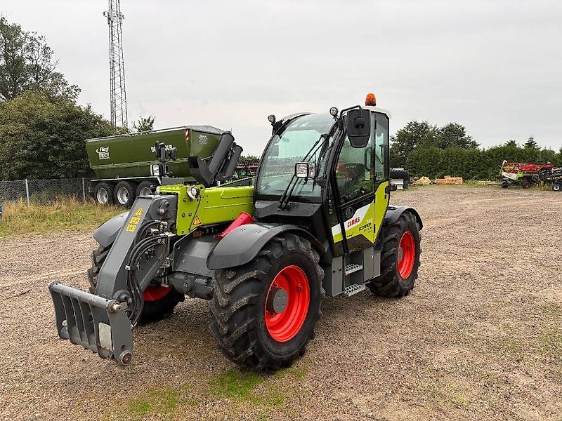 Claas Scorpion 732 Ładowacz teleskopowy 117 049 €