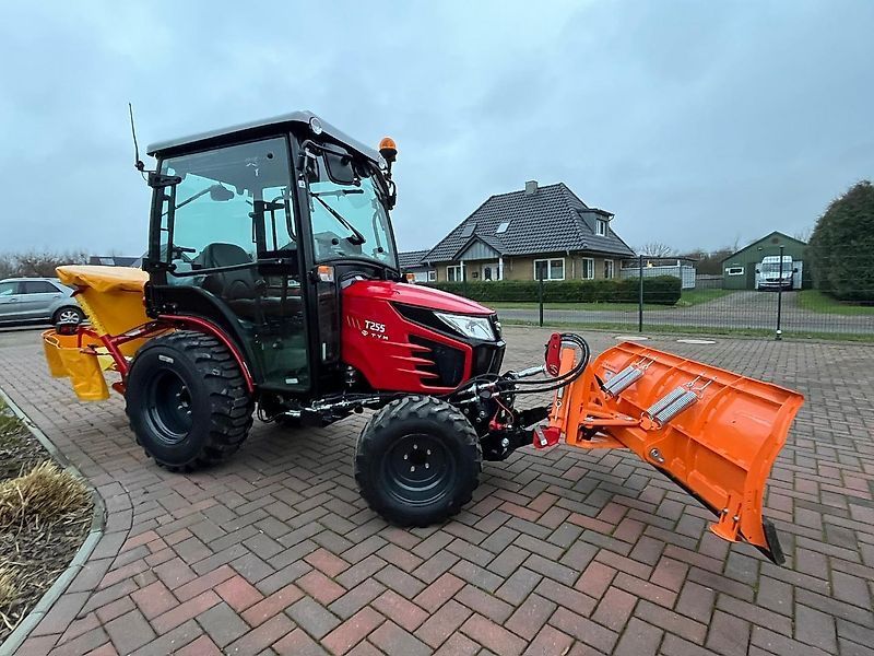Tym t 255 mit winterdienstausrüstung (am lager) Tractor 20.990 EUR