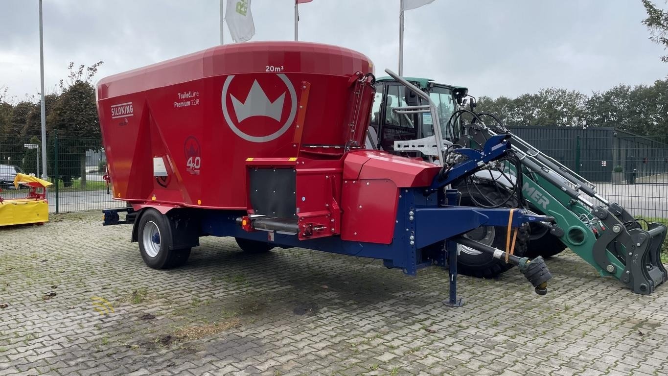 MAYER 4.0 premium 2218-20 feedingwagon €56,000