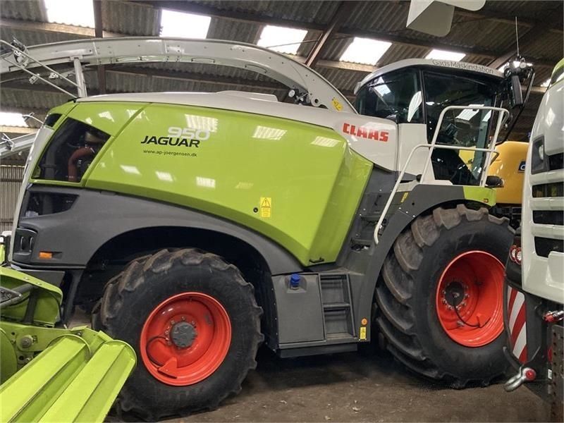 Claas Jaguar 950 Self propelled forage harvester €274,773