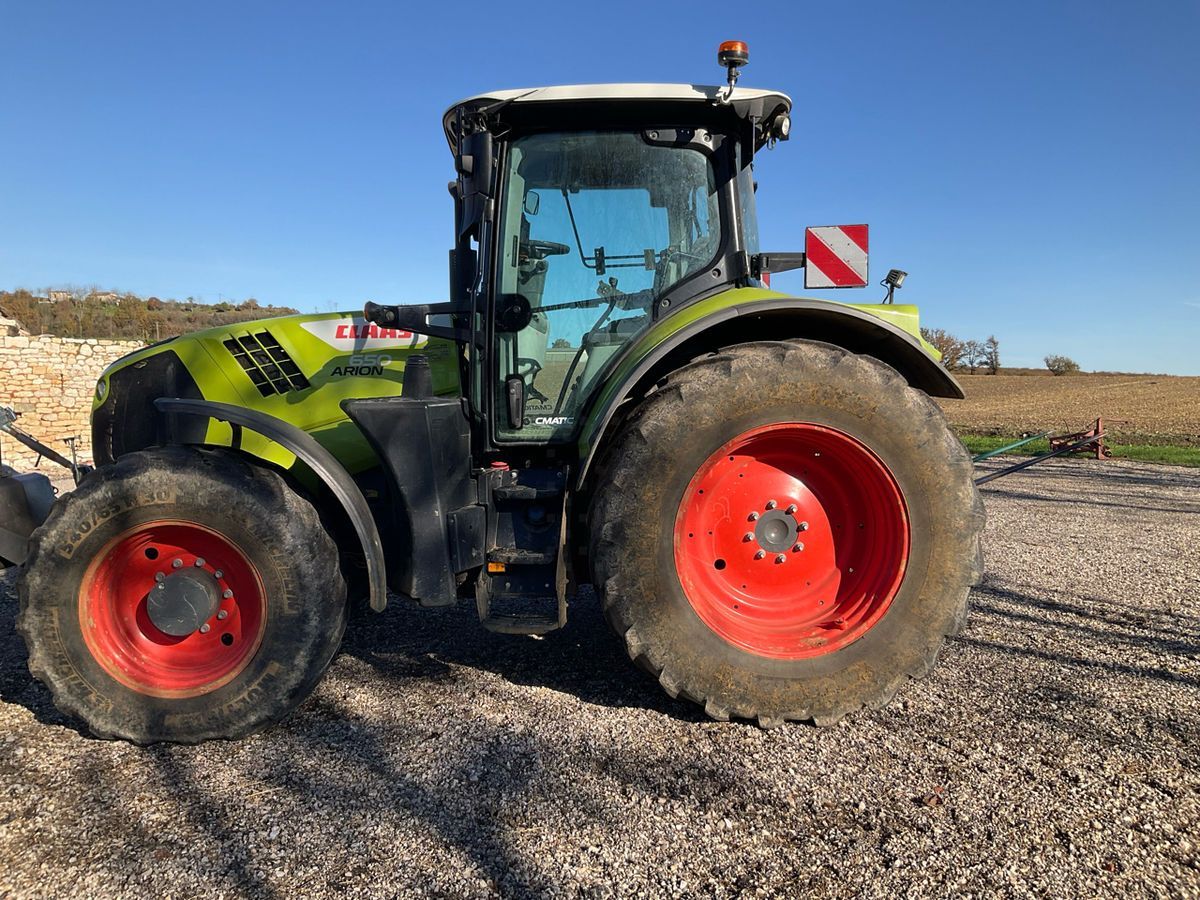 E-FARM: Claas Arion 650 CIS+ - Traktor - id APGYKG7 - 98.000 € - Baujahr: 2021 - Abgelesene Motorstunden: 3.500,Motorleistung (PS): 185,Frankreich