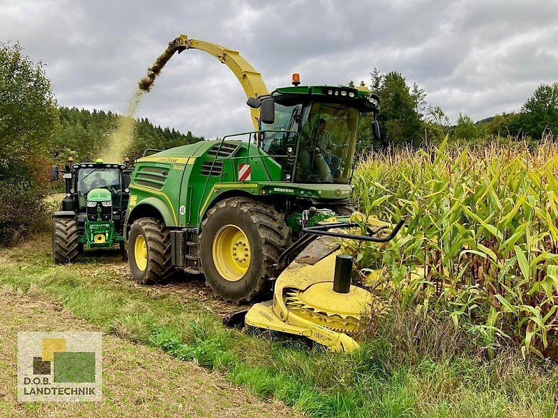 E-FARM: John Deere 8400 - Cosechadora de forraje autopropulsada - id L8QWXMY - Año: 2021 - Horas: 1630,Potencia del motor: 540,Alemania
