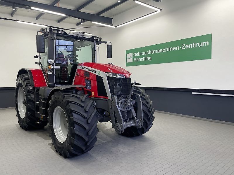 Massey Ferguson 8S.305 Exclusive Traktor 170.000 €