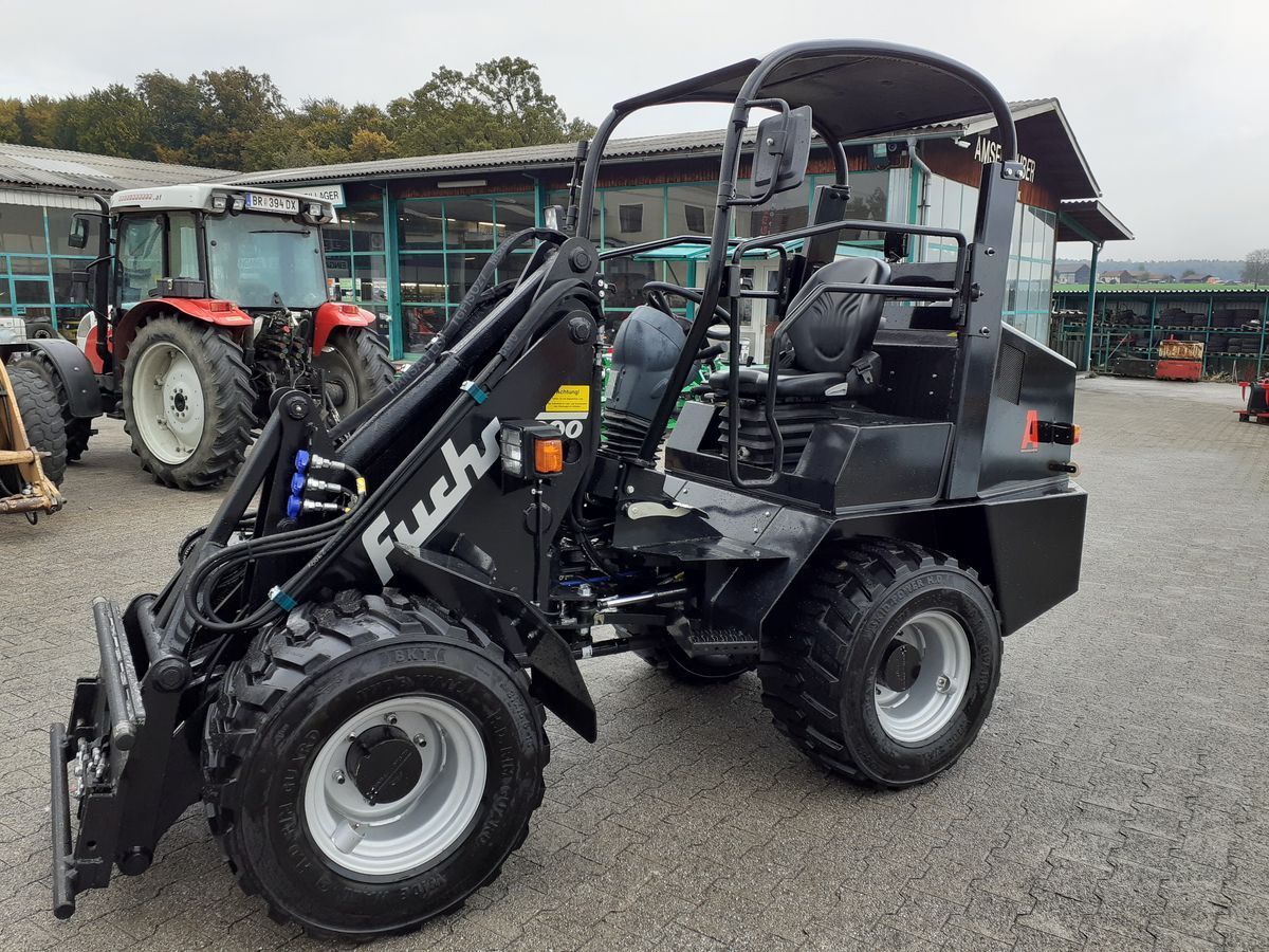 E-FARM: Fuchs F 1300 - Wheel loader - id XLFHKPF - €45,417 - Year of construction: 2025 - Engine hours: 3,Engine power (HP): 48,Austria