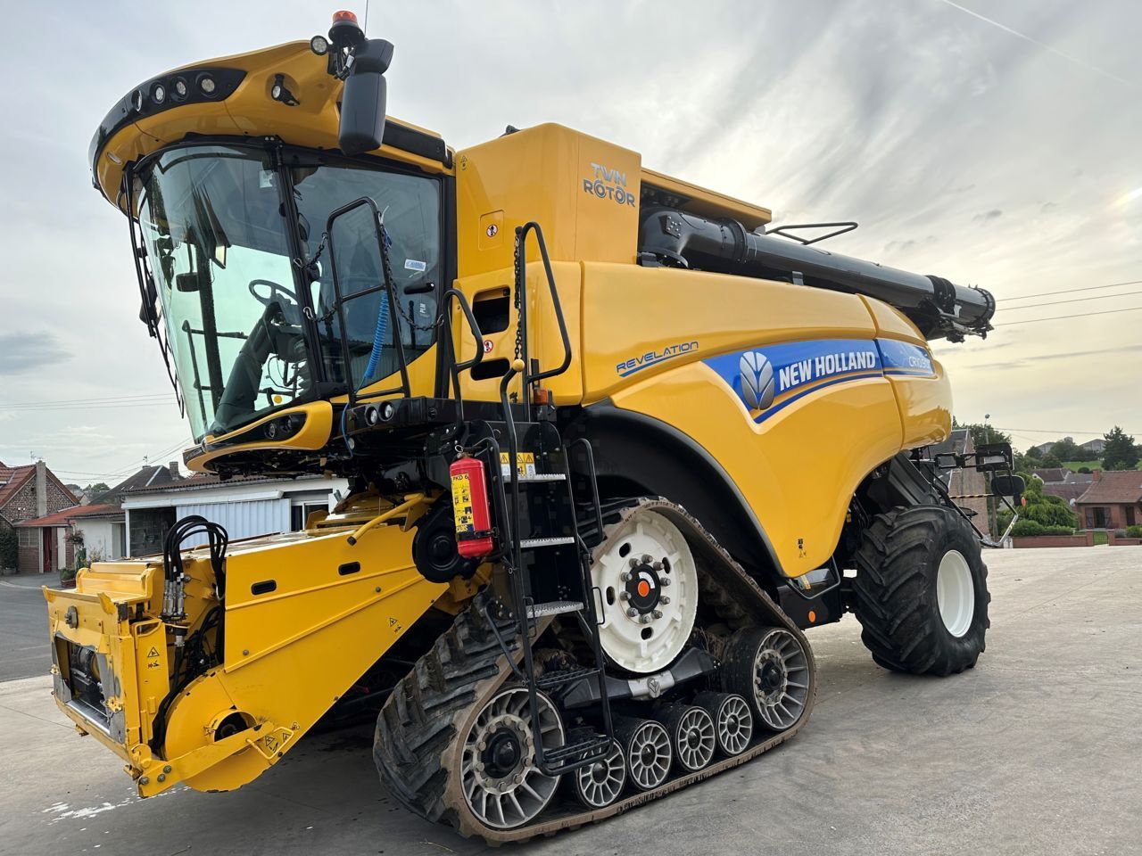 New Holland CR 10.90 Kombajn zbożowy 270 000 €