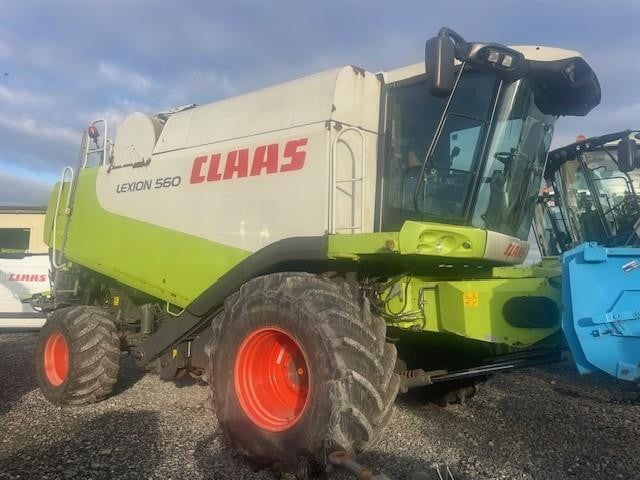 E-FARM: Claas Lexion 560 - Mähdrescher - id EE9T6BG - 51.674 € - Baujahr: 2005 - Abgelesene Motorstunden: 3.095,Vereinigtes Königreich