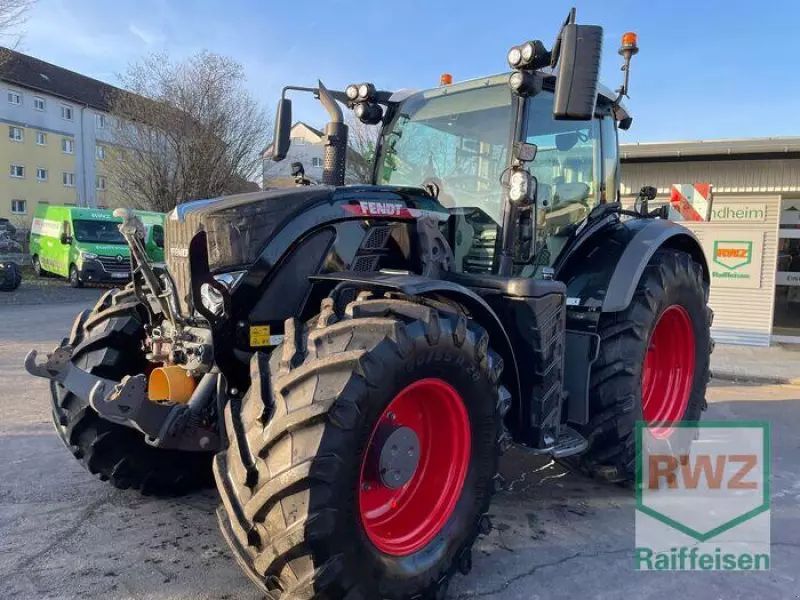 Fendt 724 Vario Profi Plus Traktor 156.500 €