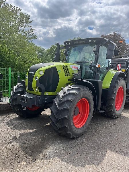 E-FARM: Claas Arion 610 HEXASHIFT CIS - Tracteur - id EZZHTIX - 69 500 € - Année: 2021 - Lecture du nombre d'heure: 1 409,Puissance du moteur (chevaux): 145,Allemagne