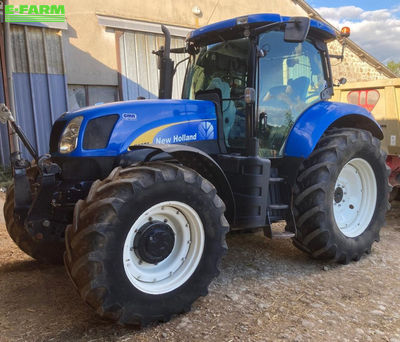 E-FARM: New Holland T6070 - Tractor - id CMBUPAD - €47,000 - Year of construction: 2010 - Engine hours: 6,500,Engine power (HP): 140,France