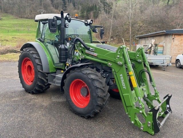 E-FARM: Fendt 211 Vario - Трактор - id VFZUD5Q - Година на построяване: 2023 - Работни часове на двигателя: 68,Мощност на двигателя (HP): 110,Франция