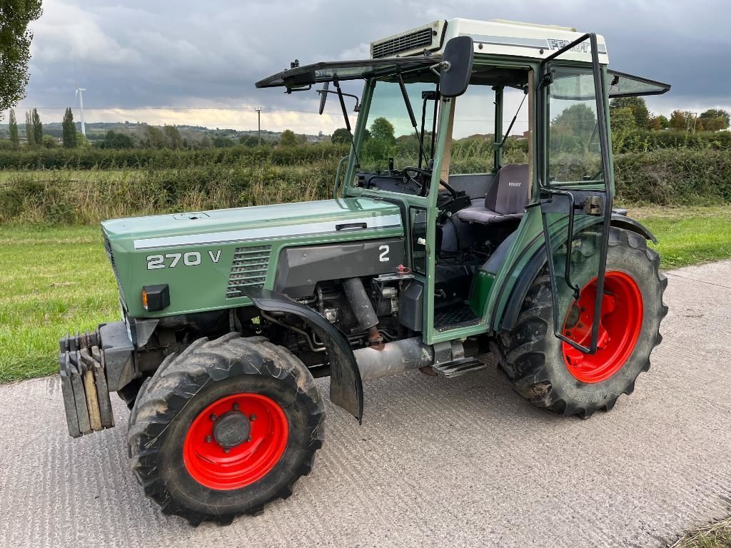 E-FARM: Fendt Farmer 270 - Tractor - id 39LM89F - €17,399 - Year of construction: 1992 - Engine hours: 13,633,United Kingdom
