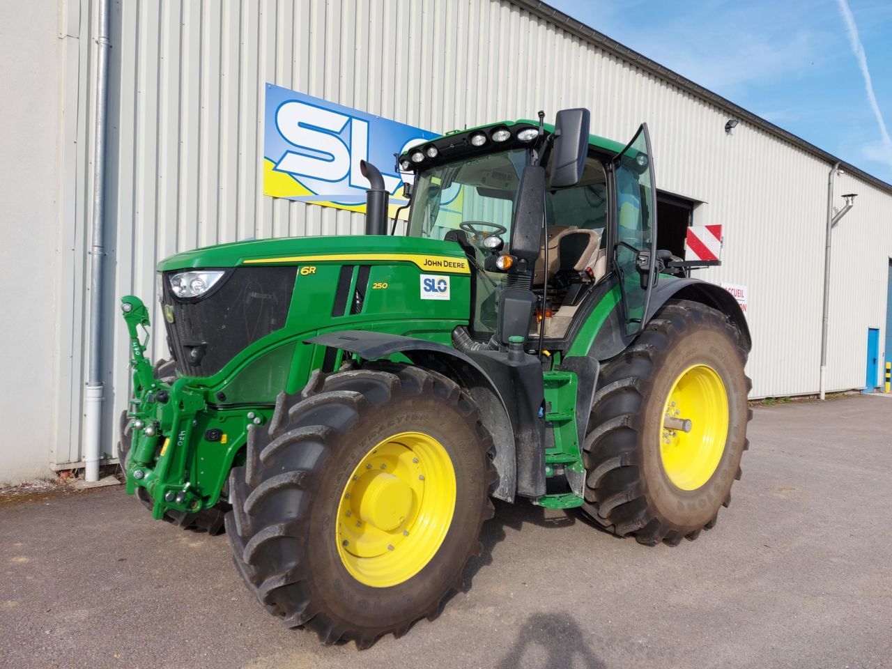 John Deere 6R 250 Tractor €138,000