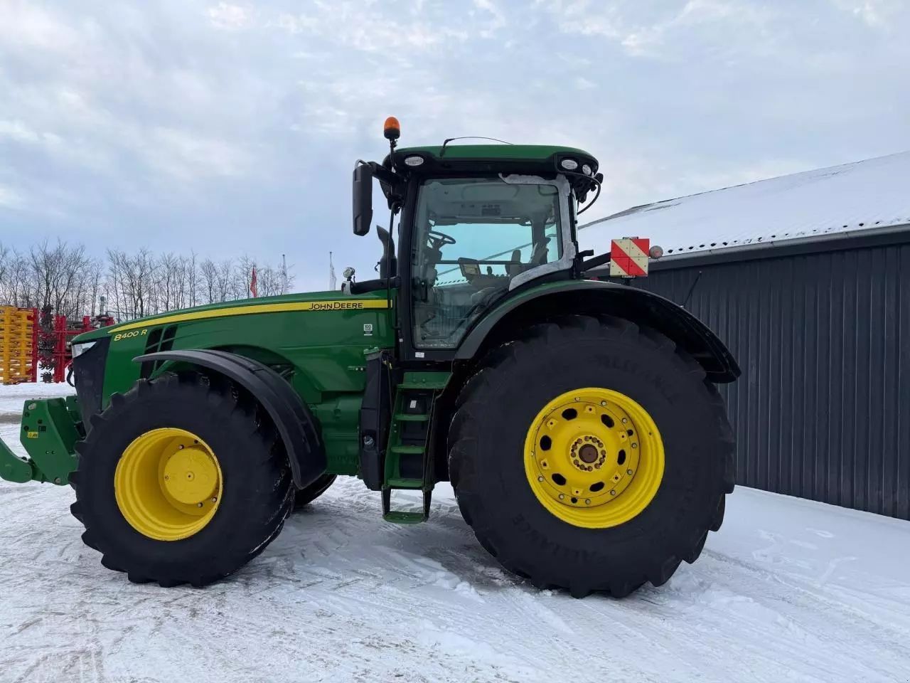 John Deere 8400 R Tracteur 143 856 €