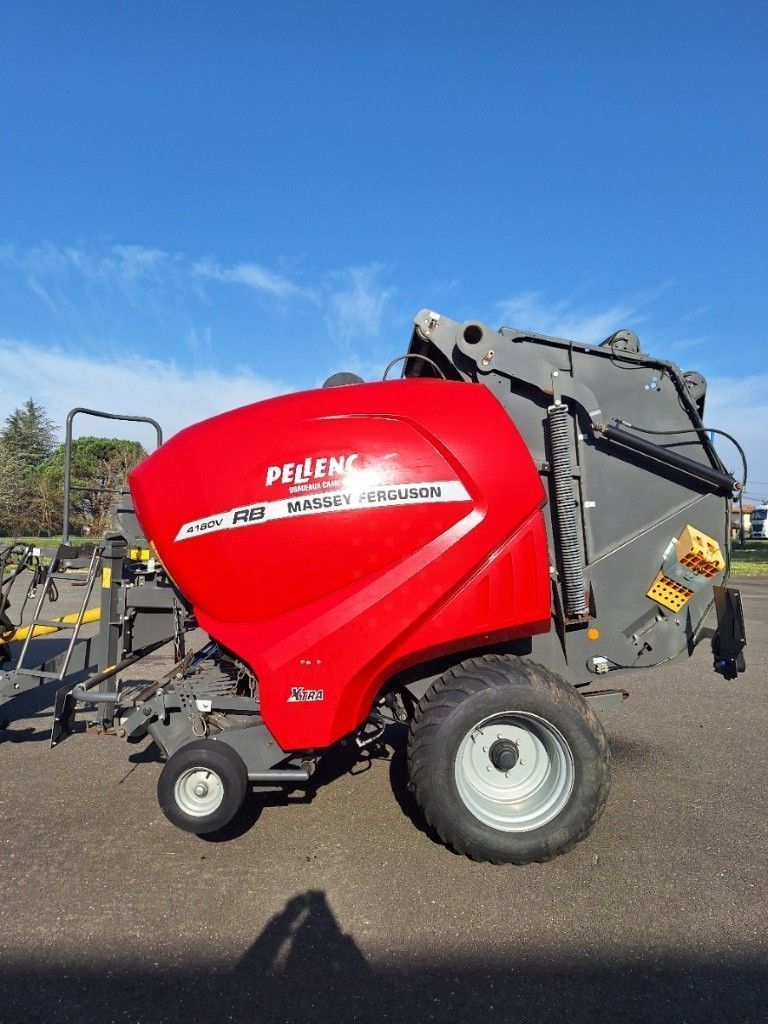 Massey Ferguson rb4180vxtra Baler €25,000