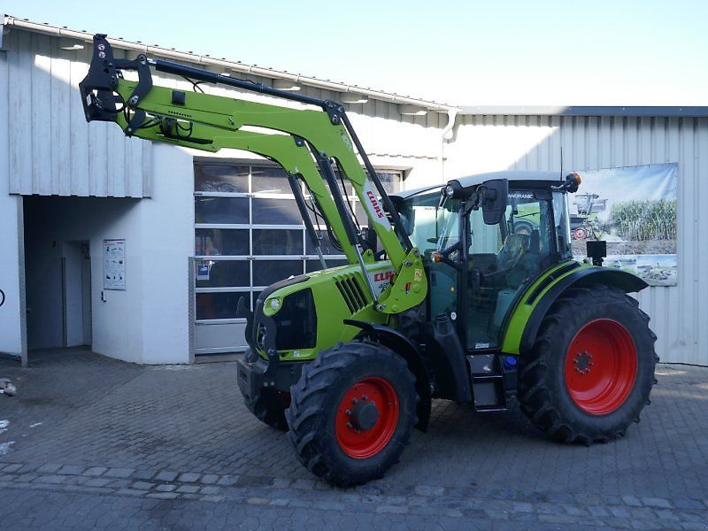 Claas Arion 420 Tractor €58,700