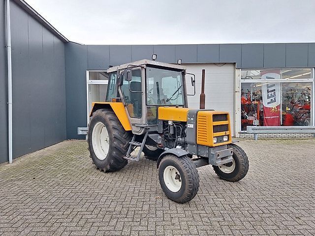 Renault 75-12 RS Tracteur
