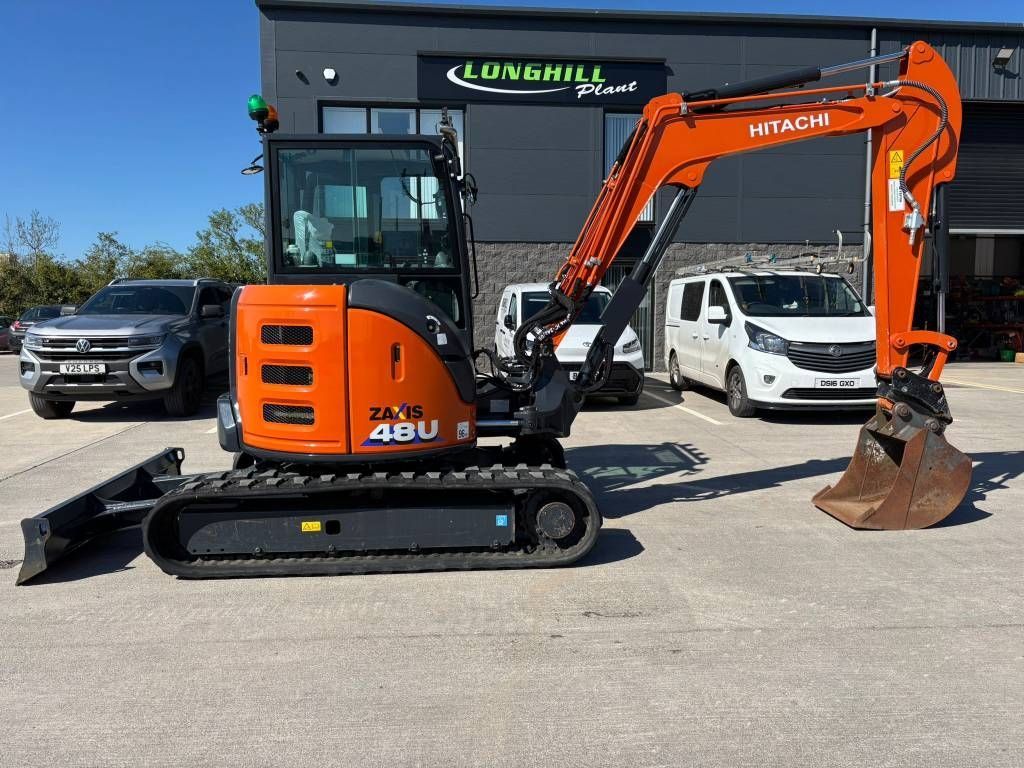 Hitachi ZX48U-6 Mini kotrógép