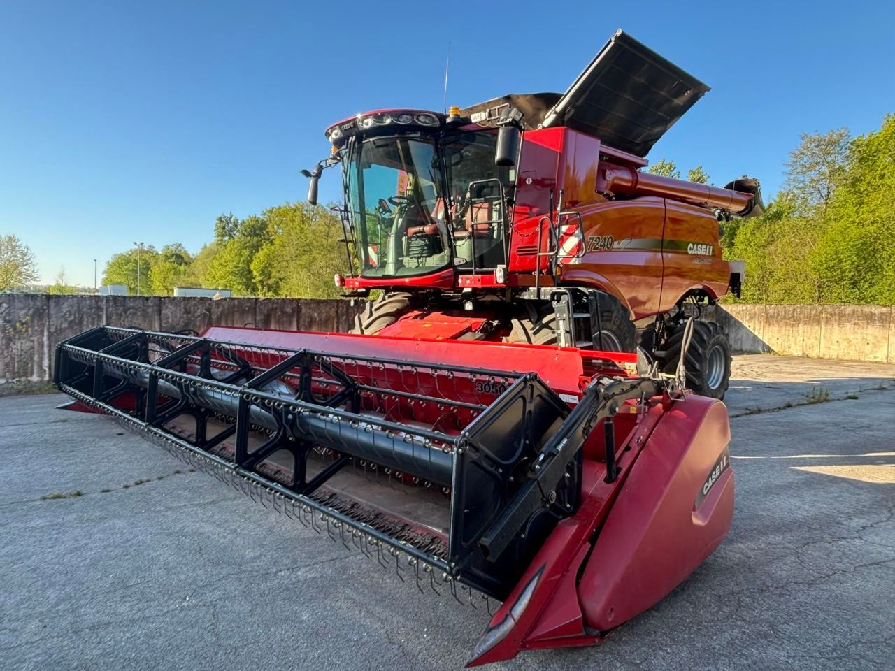Case IH Axial-Flow 7240 Moissonneuse-batteuse 168 000 €
