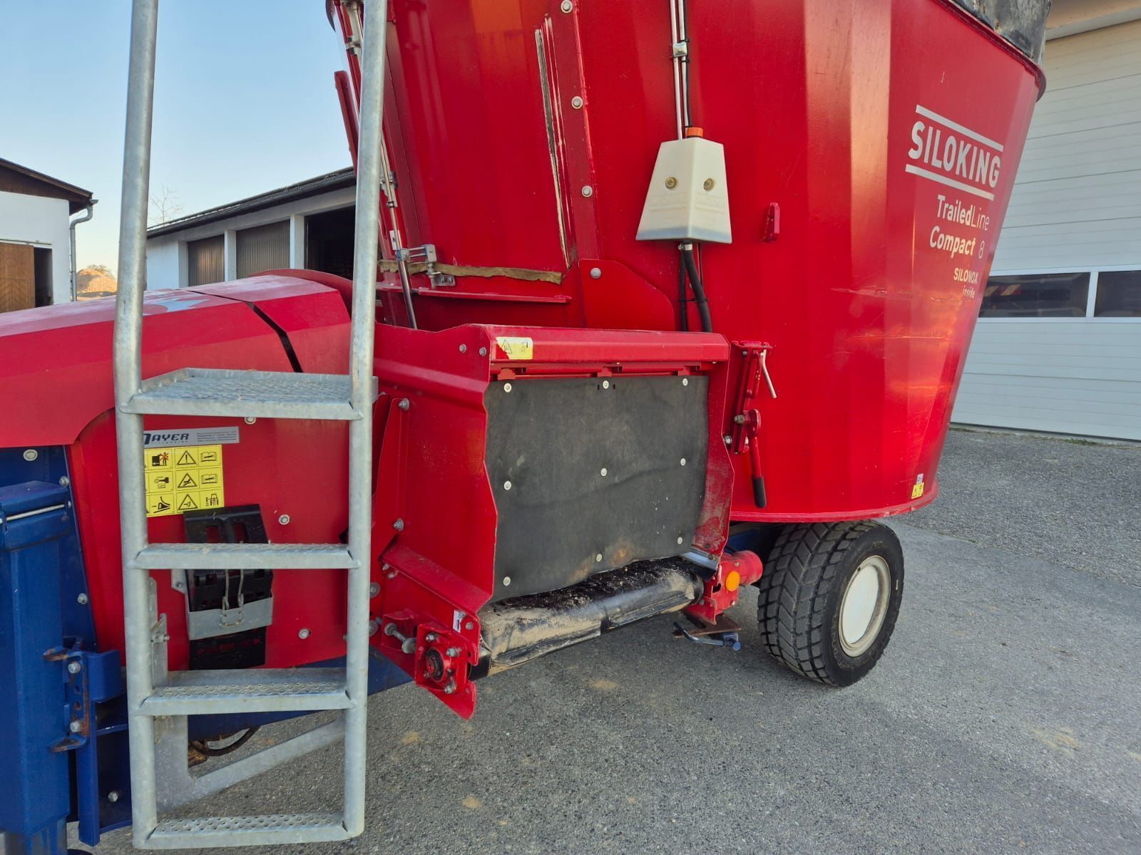 E-FARM: SILOKING compact 8t trailedline - Futtermischwagen - id EIKL4DX - 15.750 € - Baujahr: 2015 - Österreich