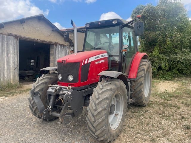 E-FARM: Massey Ferguson 5455 - Traktor - id QK5P1IE - 32.000 € - Baujahr: 2010 - Abgelesene Motorstunden: 5.200,Motorleistung (PS): 105,Frankreich