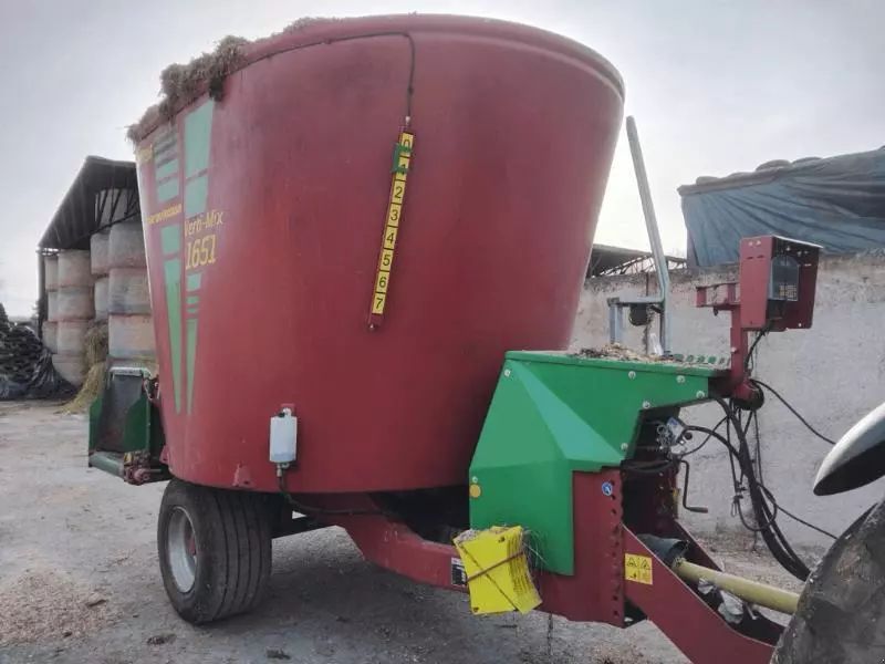 E-FARM: Strautmann vertimix 1651 - Futtermischwagen - id ENNDYZP - 28.500 € - Baujahr: 2021 - Frankreich