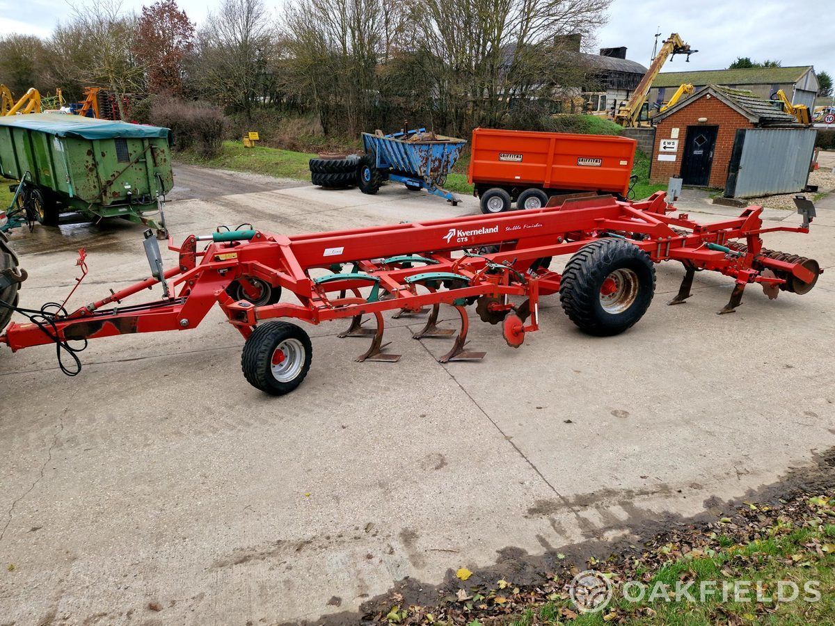 E-FARM: Kverneland cts 3m - Cultivateur - id ZLNW9L9 - 5 814 € - Année: 2006 - Royaume-Uni