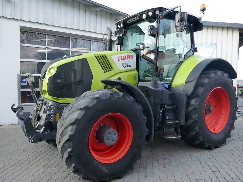 Claas Axion 830 Tractor €79,900