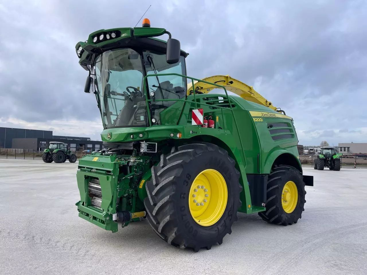 John Deere 8200 Cosechadora de forraje autopropulsada 173.500 €