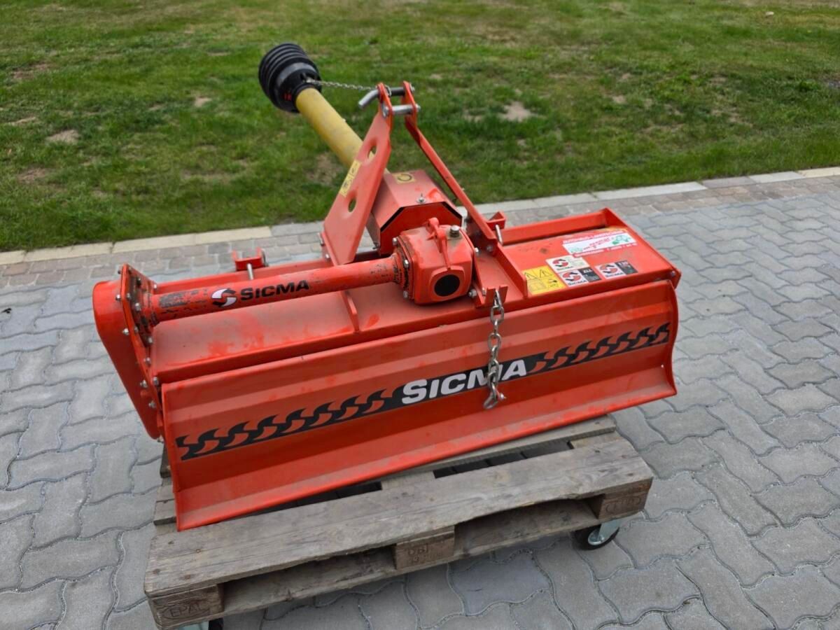 John Deere 6195 R Tractor €119,900