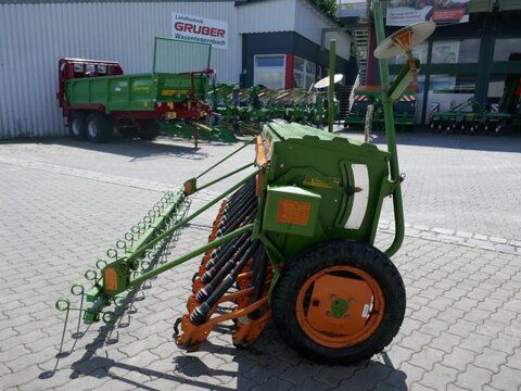 E-FARM: Amazone d8-30 special - Drillmaschine - id DQFC9SA - 3.151 € - Deutschland