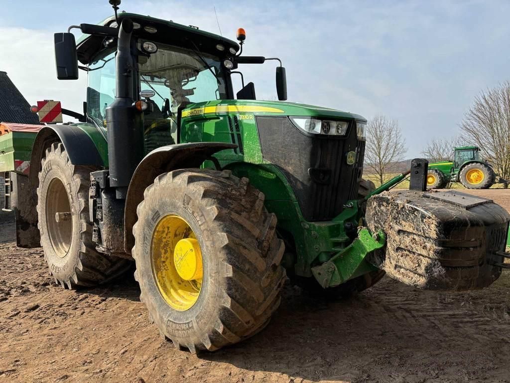 E-FARM: John Deere 7310 R - Tracteur - id RND3DAK - 115 000 € - Année: 2018 - Lecture du nombre d'heure: 6 955,Puissance du moteur (chevaux): 310,Lituanie