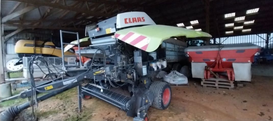 E-FARM: Claas variant 360 - Presse à balles - id H3MIJQ5 - 14 000 € - Année: 2008 - Balles produites: 21 000,France