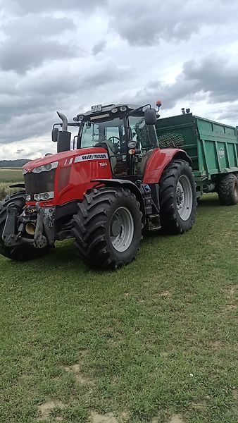 Massey Ferguson 7624 Dyna-VT Tractor 53.000 €