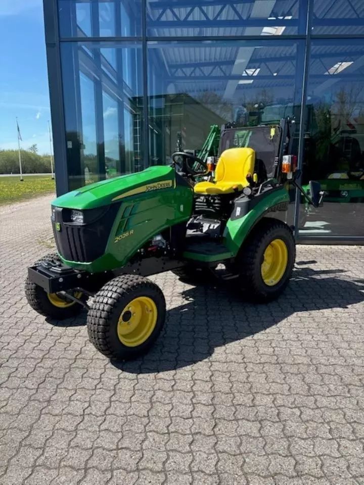 John Deere 2026 R Traktor 20.072 €