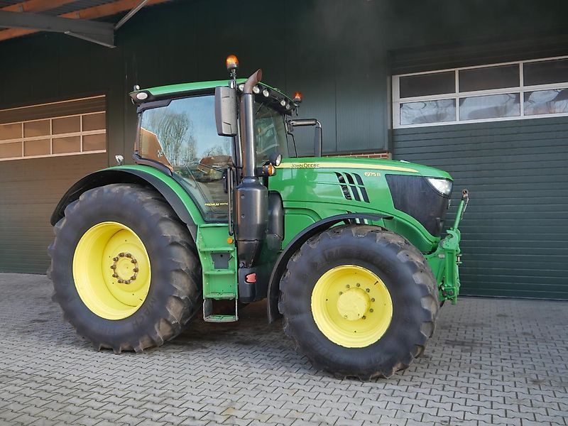 E-FARM: John Deere 6175 R - Traktor - id RUZETSD - 74.500 € - Baujahr: 2018 - Abgelesene Motorstunden: 8.095,Motorleistung (PS): 215,Deutschland