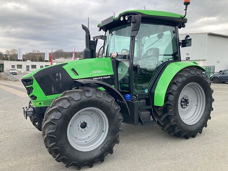 E-FARM: Deutz-Fahr 5095 - Tractor - id EWIAQ4H - €47,000 - Year of construction: 2024 - Engine hours: 15,Engine power (HP): 94,Germany