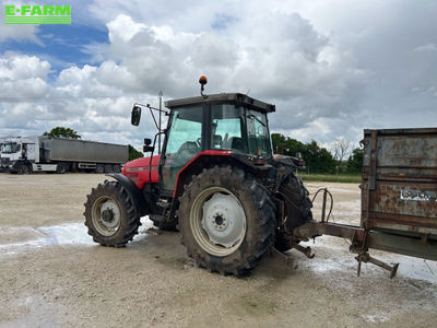 E-FARM: Massey Ferguson 6255 - Tractor - id NGY5ZJY - €19,900 - Year of construction: 2003 - Engine hours: 8,200,Engine power (HP): 95,France