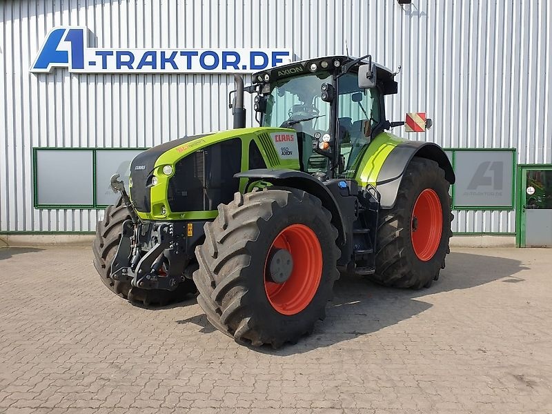 Claas Axion 950 tractor €99,500