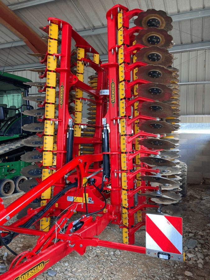 E-FARM: väderstad carrier xl 625 - Cultivator - id VUJNIYB - 59.000 EUR - Anul: 2022 - Franța