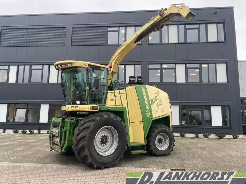 E-FARM: Krone BiG X 650 - Savaeigis pašarų smulkintuvas - id SXFCQPK - Gamybos metai: 2009 - Variklio darbo valandos: 5 969,Variklio galia (AG): 650,Vokietija