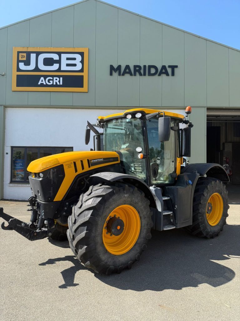 E-FARM: JCB Fastrac 4220 - Traktor - id XGKUKLK - 105 000 € - Rok produkcji: 2019 - Motogodziny: 3 625,Moc silnika: 217,Francja