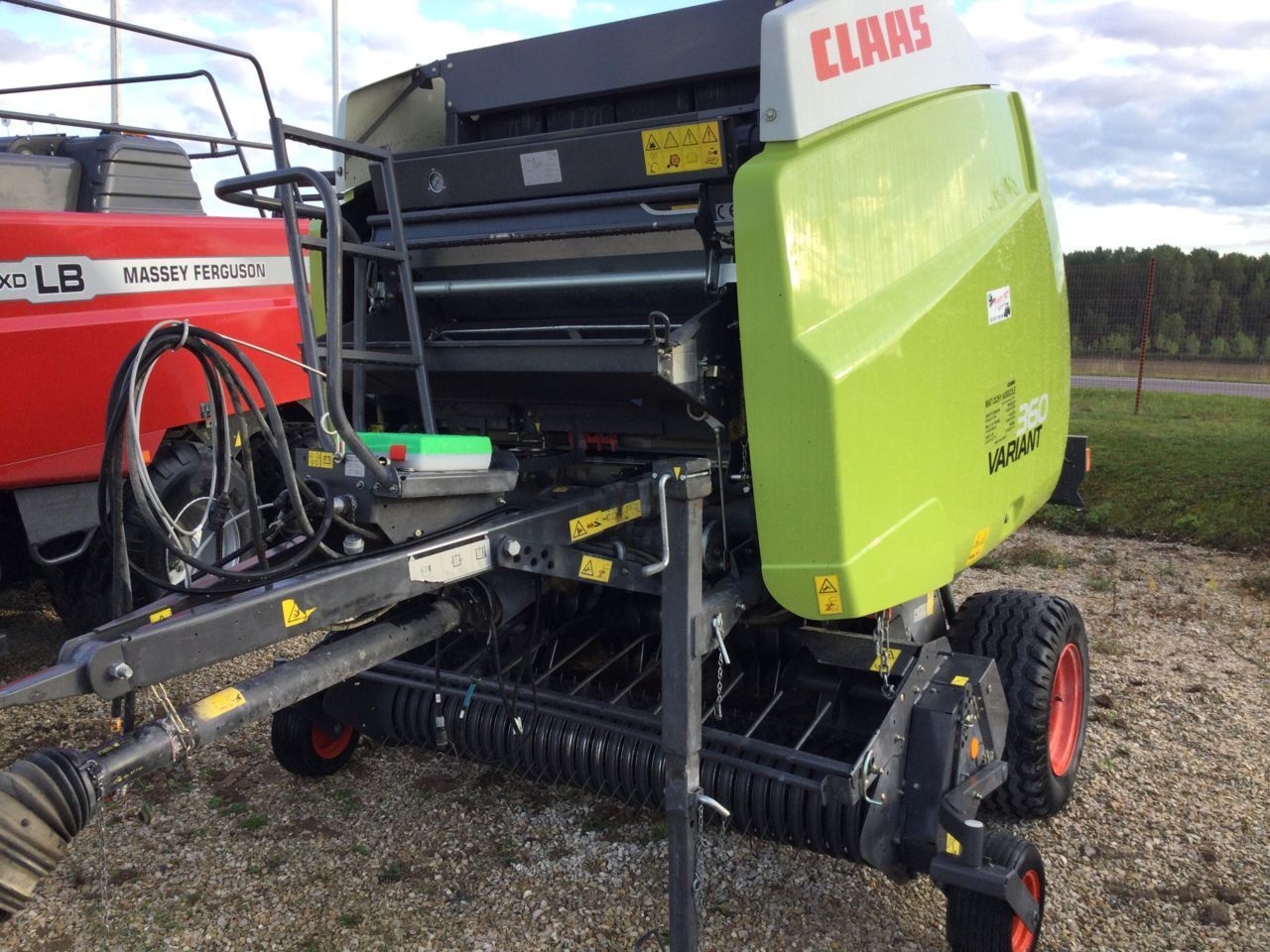 E-FARM: Claas variant 360 - Baler - id 3FBEJVN - €18,900 - Year of construction: 2014 - Total number of bales produced: 13,500,France