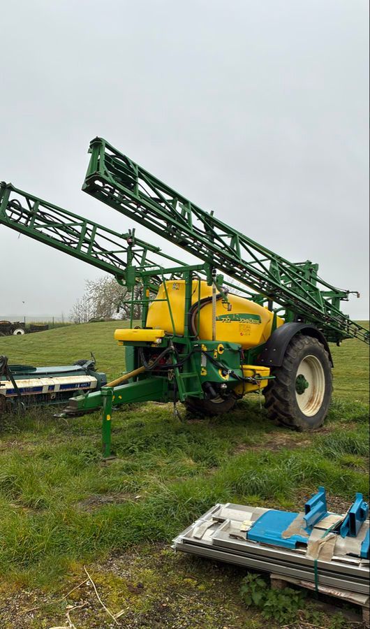 John Deere 732 Opryskiwacz 13 000 €