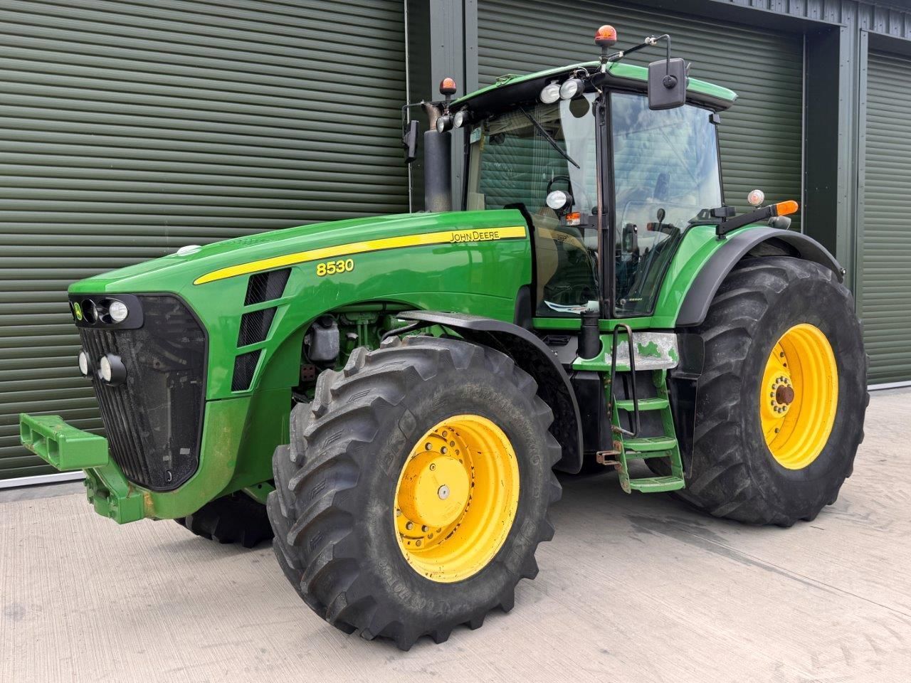 E-FARM: John Deere 8530 - Tractor - id IHRIKHC - 90.529 € - Año: 2008 - Horas: 7300,Potencia del motor: 300,Reino Unido