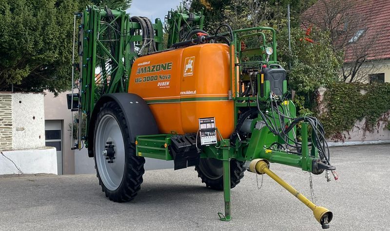 E-FARM: Amazone ug 3000 - Permetezőgép - id EHZLSNI - 25 800 EUR - Gyártási év: 2006 - Ausztria