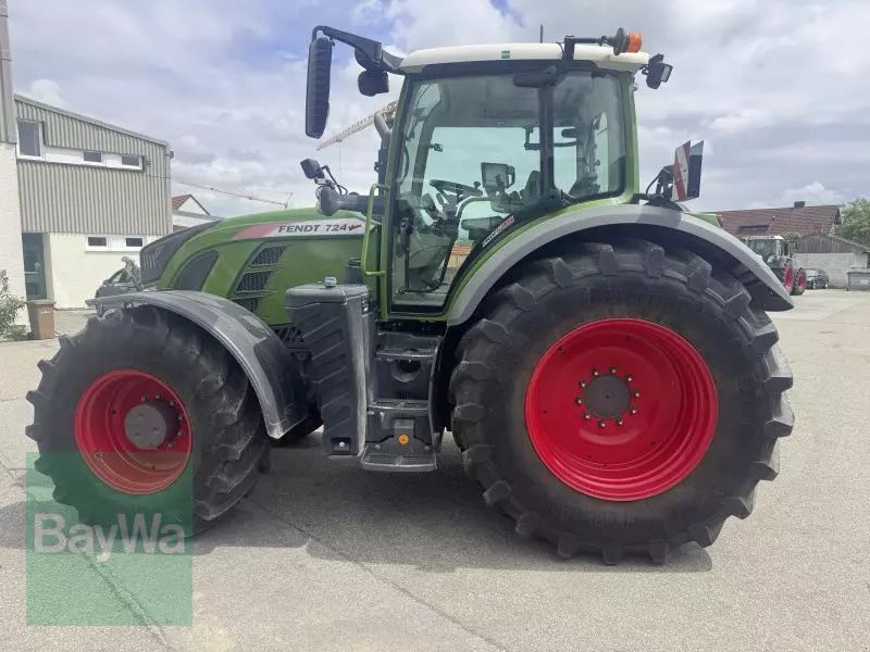 Fendt 724 Vario Profi Plus Трактор 142 000 €