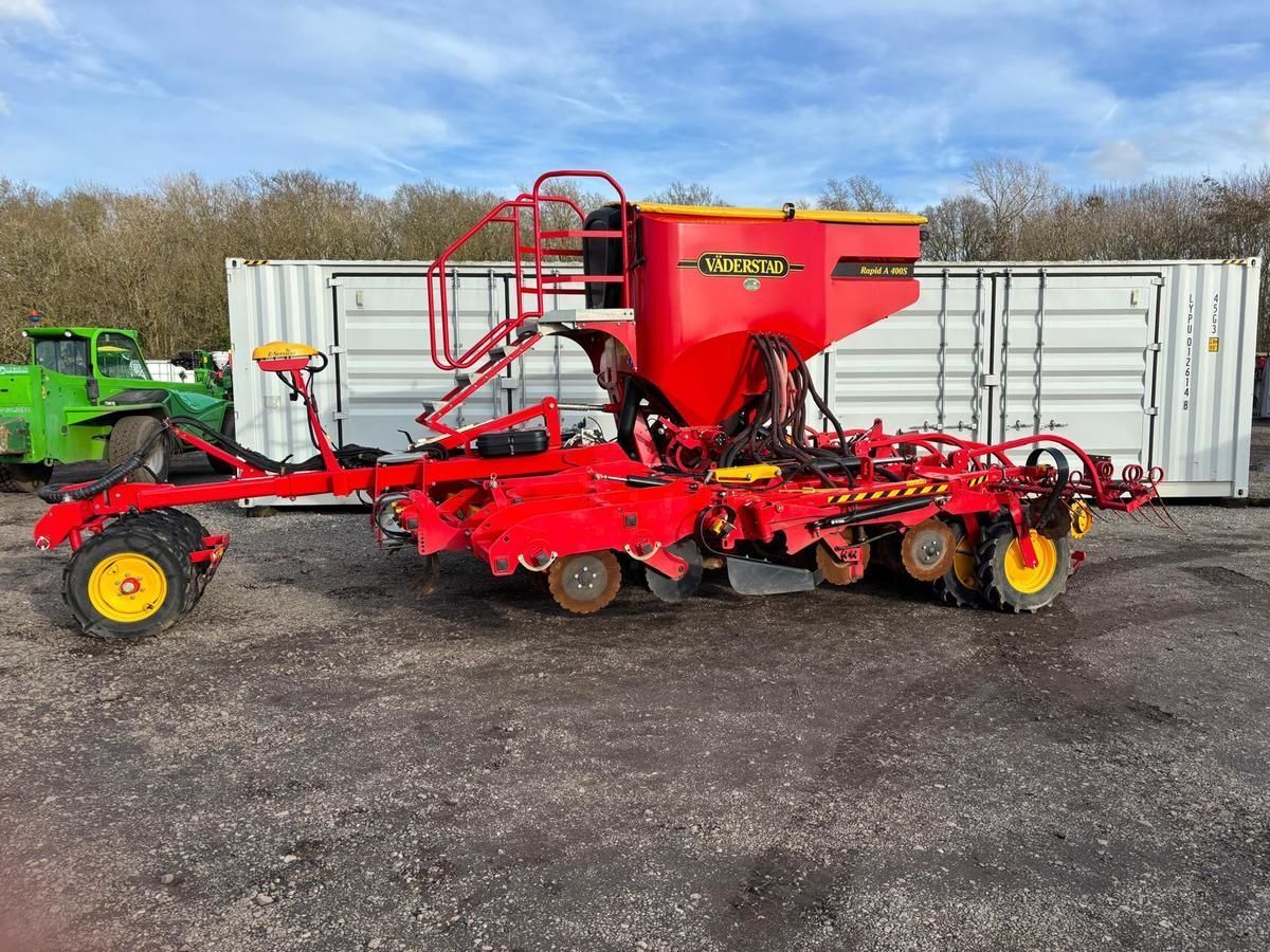 VÄDERSTAD Rapid 400S Perforación directa