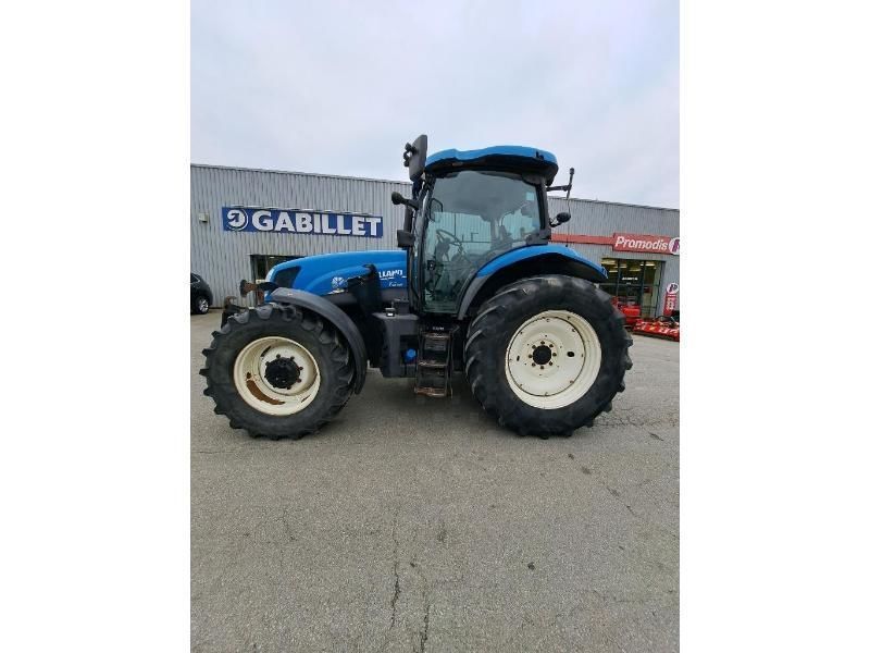 E-FARM: New Holland T6.155 - Tractor - id 1PQDYKJ - €51,000 - Year of construction: 2013 - Engine hours: 5,444,Engine power (HP): 116,France