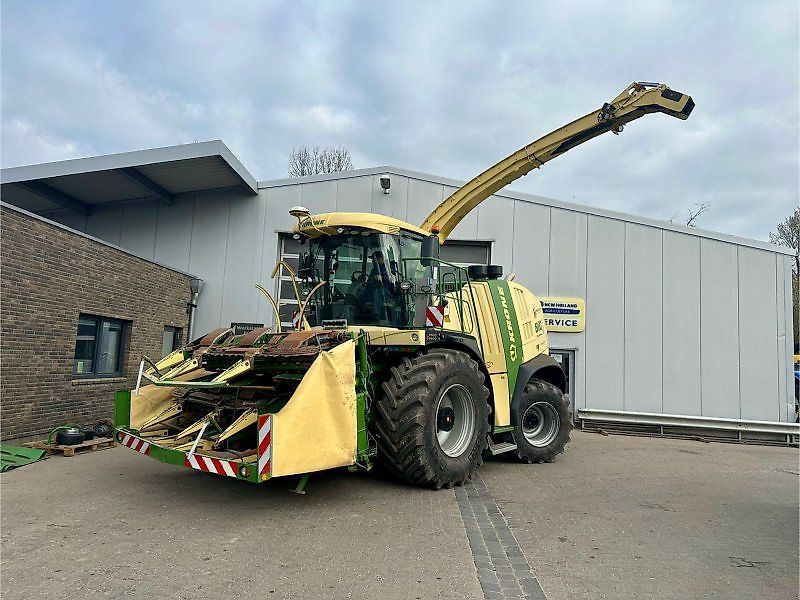 E-FARM: Krone BiG X 700 - Savaeigis pašarų smulkintuvas - id IA39TQ2 - 112 000 € - Variklio darbo valandos: 4 923 - Variklio galia (AG): 700,Vokietija